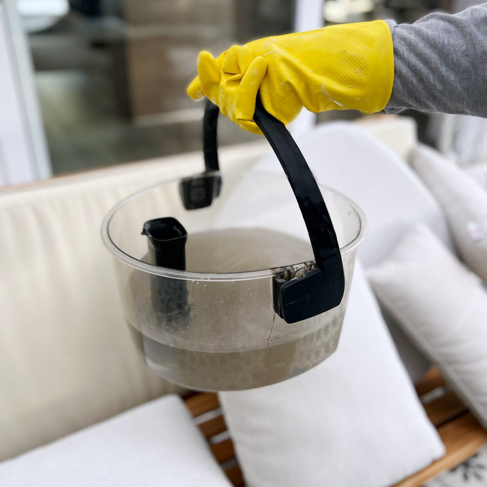 03-lavado-limpieza-desinfeccion-muebles-sofas